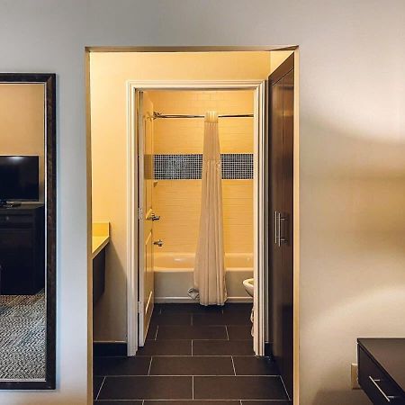 Ferienwohnung Free Parking Free Wifi with Kitchen Washer Dryer Relux Studio Houston Exterior foto